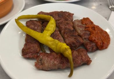 Where to Eat the Best Sultanahmet Köfte and Lamb Shish Kebab in Istanbul? Sultanahmet Köftecisi